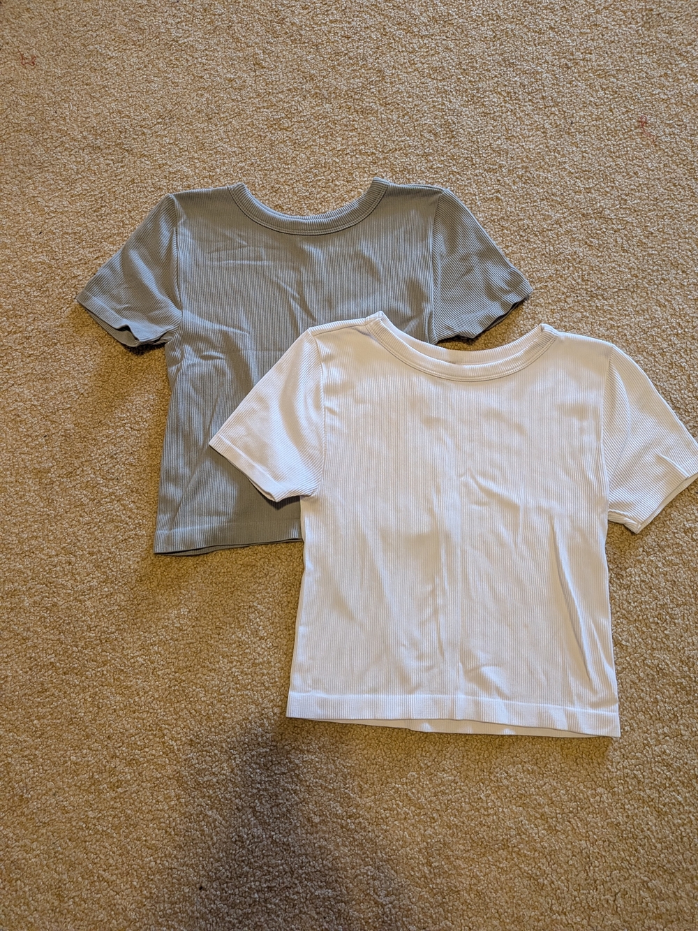 Short-Sleeve Ribbed Tees - White & Light Gray